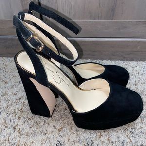 Jessica Simpson Women's Deirae Platform Ankle Strap Pump Size 8.5 NWOT